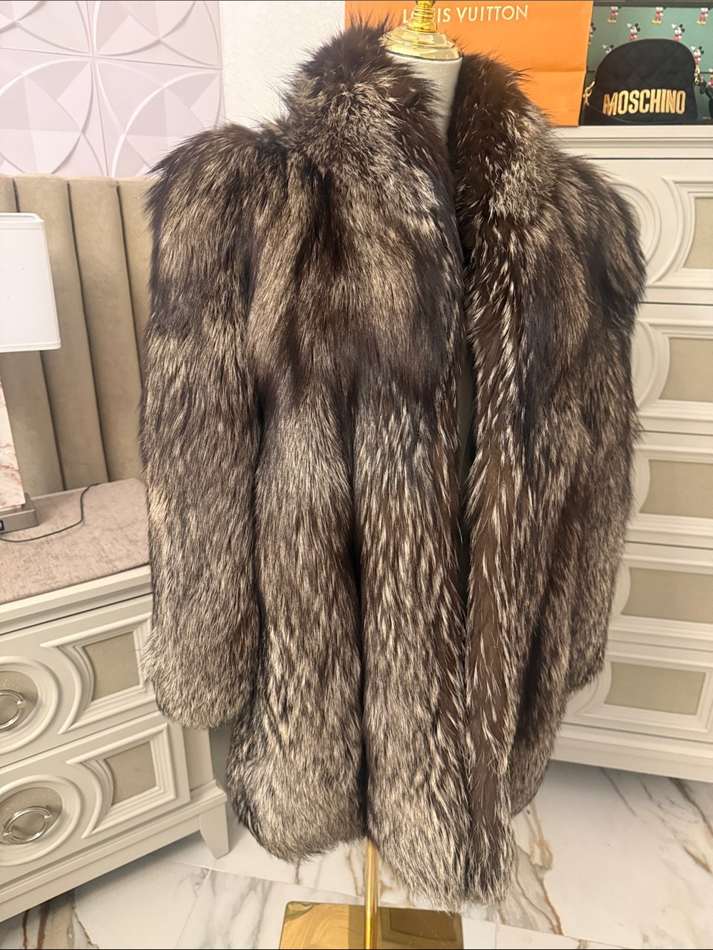 Silver fox fur coat thick pelts